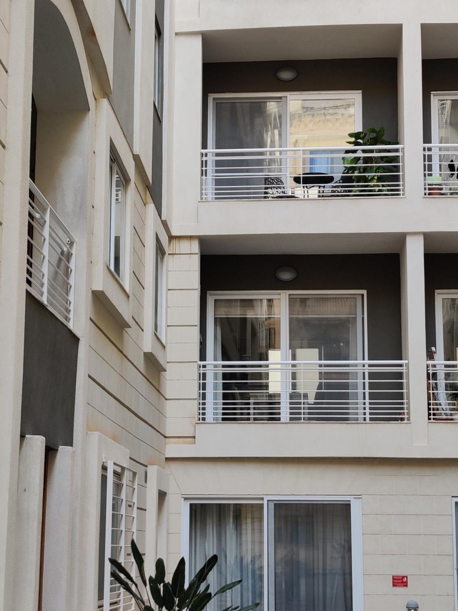 Depiro Point Deluxe - Modern, Designer Apartment 2 Minutes Away From Popular Sliema Seafront Exterior photo