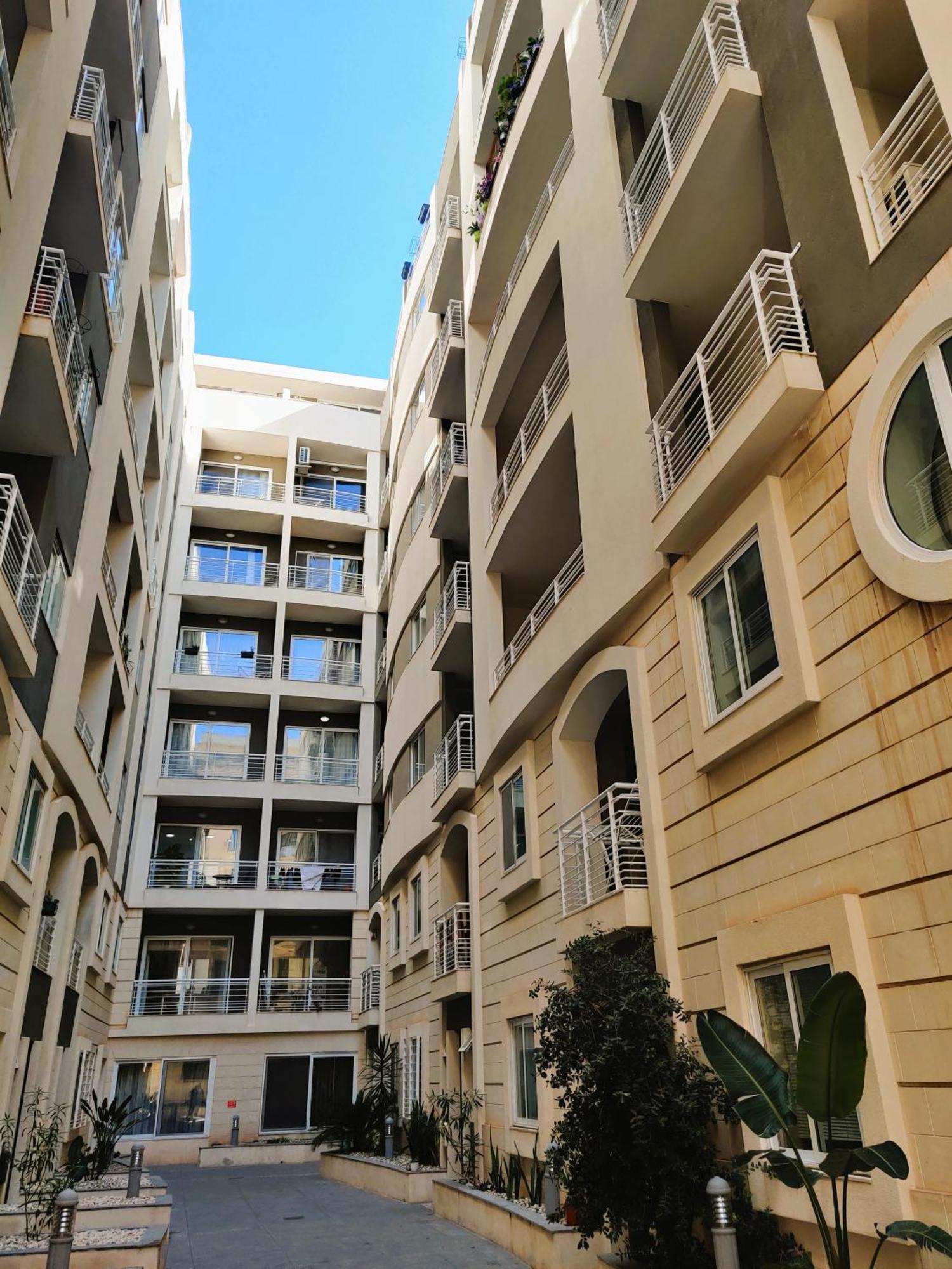 Depiro Point Deluxe - Modern, Designer Apartment 2 Minutes Away From Popular Sliema Seafront Exterior photo